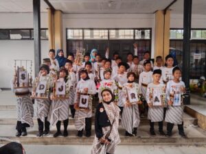 =Harmoni Indah SD LHI Juara Berhasil Sabet Predikat Juara 3 Lomba Angklung