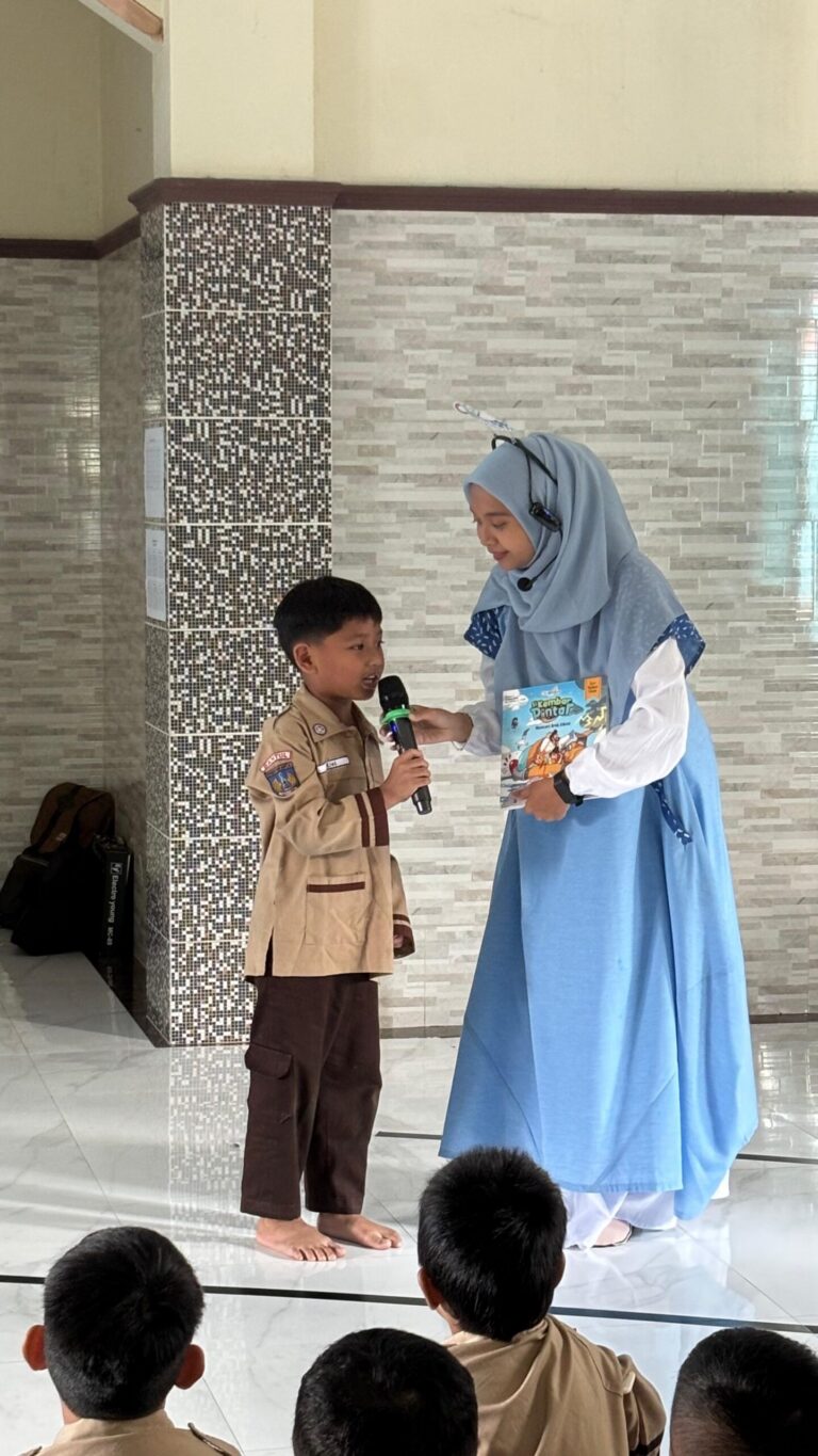 Year 2 Present : Bookish Play