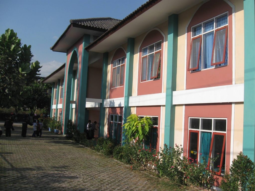 Kelebihan Sekolah di SMP IT