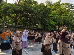 Gerak Ceria “Senam Anak Hebat”, Awali Hari Penuh Energi di SDIT LHI